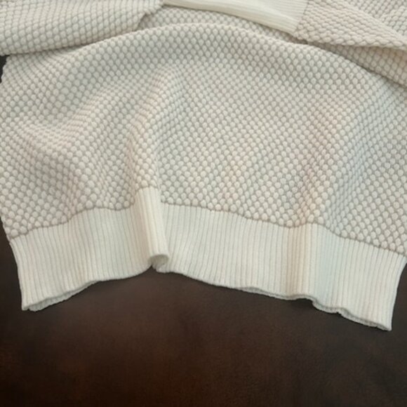 NWT Zara Cream Cropped Sweater With an Open Weave - Picture 5 of 10